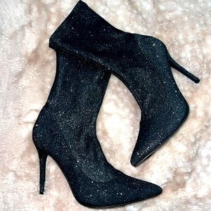 Glittery Boots 👢